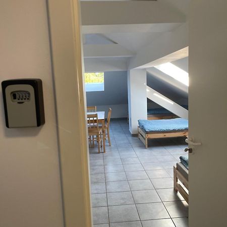 Kavkaz Restaurant & Hotel Lohmar Kültér fotó