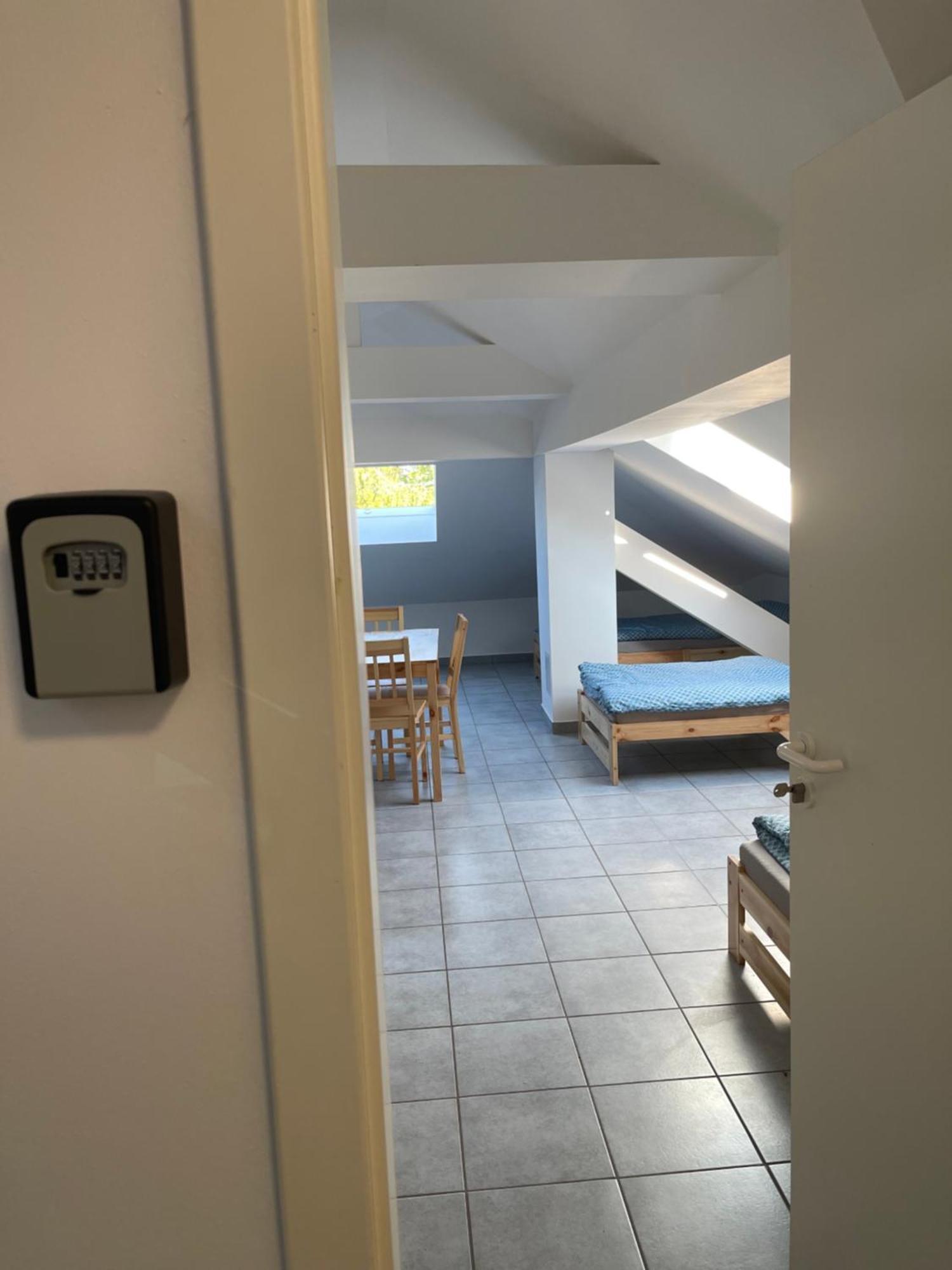 Kavkaz Restaurant & Hotel Lohmar Kültér fotó